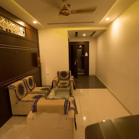 Grand Meridian Hotel Katni