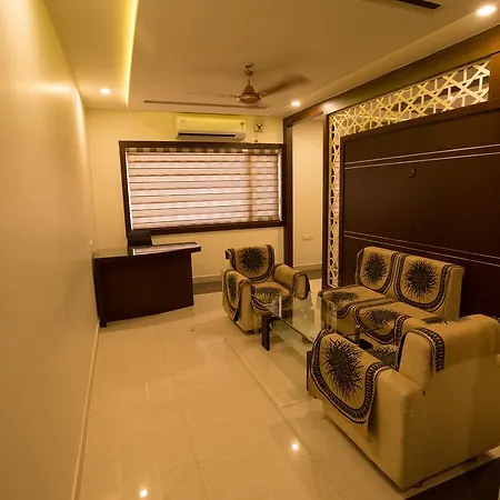 Grand Meridian 3* Katni