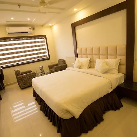 Grand Meridian 3* Katni