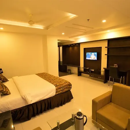 Hotel Grand Meridian Katni